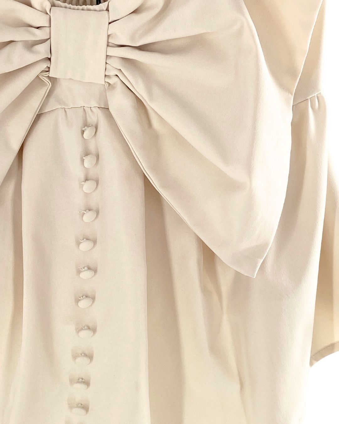 Blusa de tiras delgadas