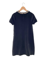Vestido midi con detalles