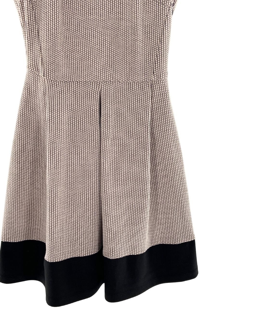 Vestido con textura sleeveless
