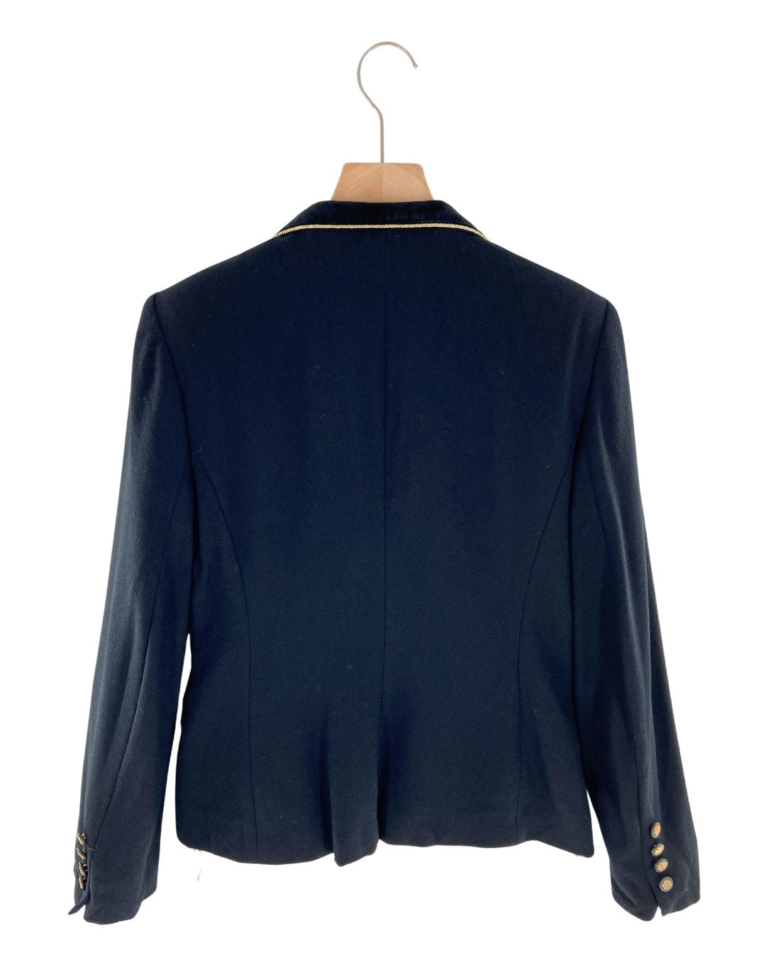 Chaqueta con textura abotonada