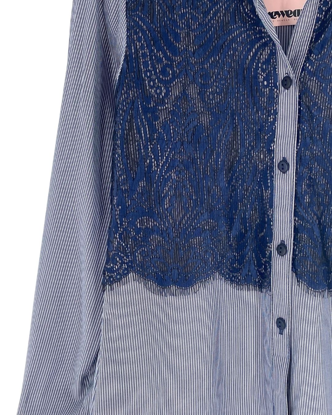 Camisa manga larga con blonda