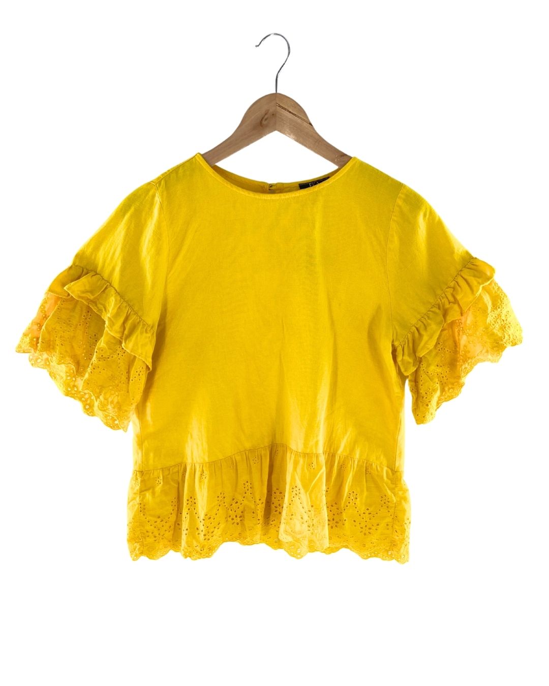 Blusa manga corta con ojalillo
