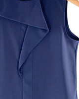 Blusa sleeveless con vuelo
