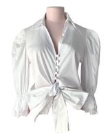Camisa con anudado