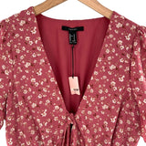 Vestido mini anudado en delantero