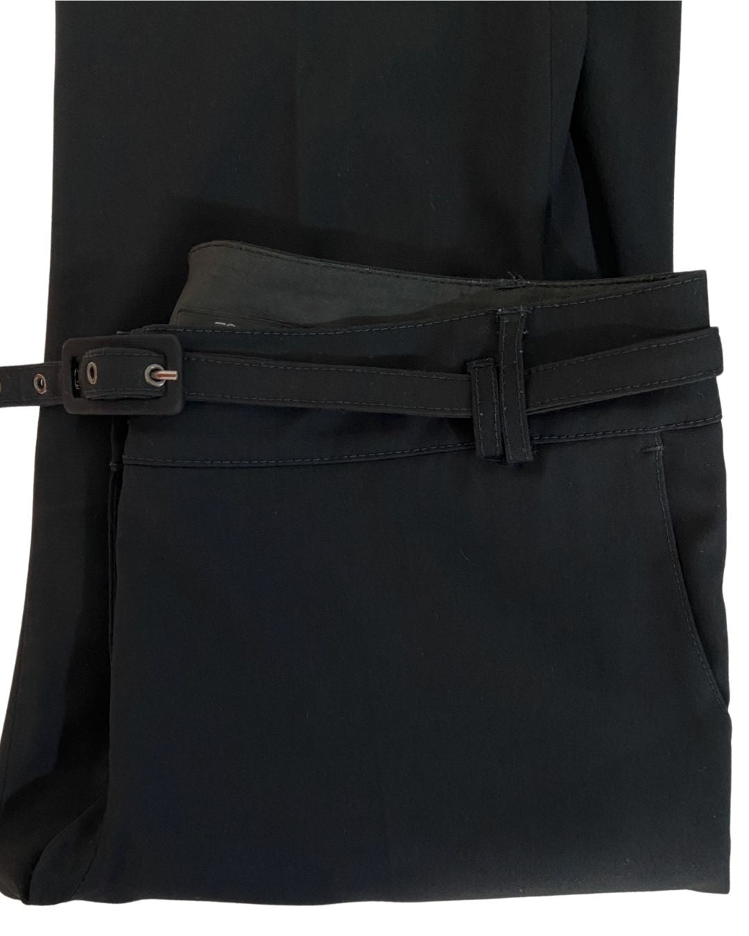 Pantalón suit con cinturón