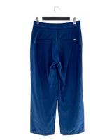 Pantalón suit con textura