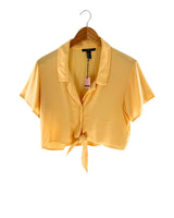 Camisa crop manga corta