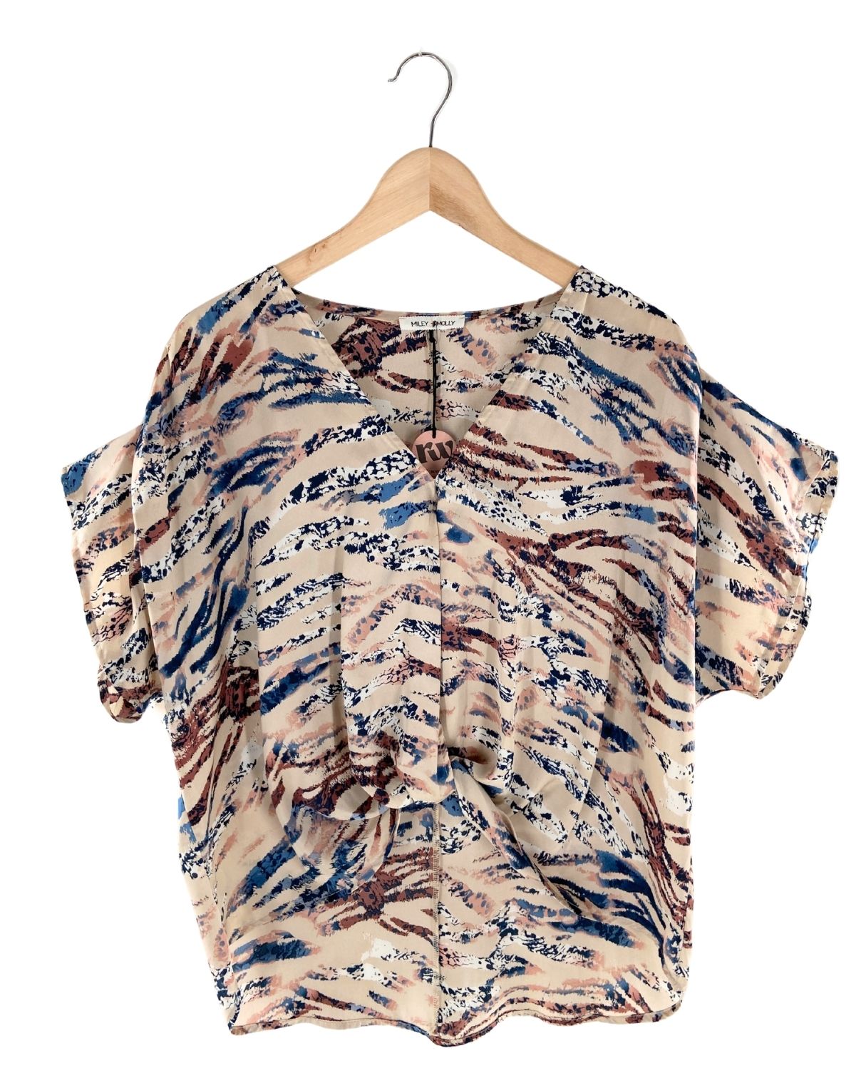 Blusa high and low satinada con