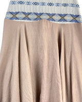 Falda high and low con textura