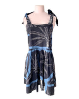 Vestido mini de tiras anudadas