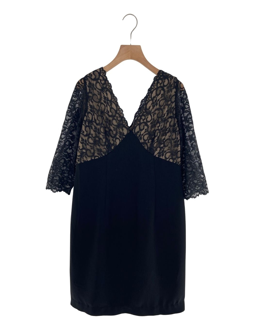 Vestido midi con blonda