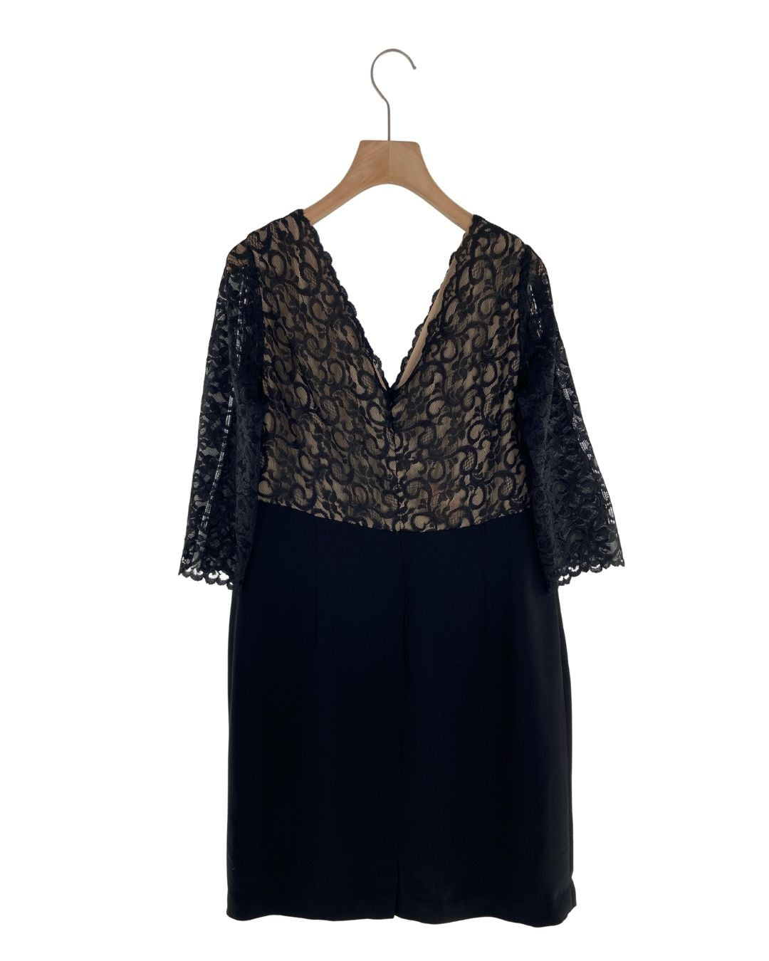 Vestido midi con blonda