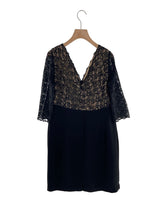 Vestido midi con blonda
