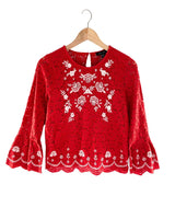 Blusa manga larga en blonda