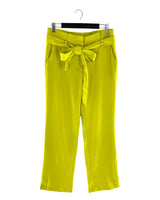 Pantalón suit con cinturón