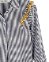 Camisa a rayas con bordados