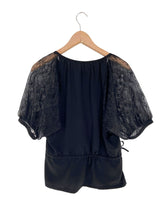 Blusa cintura ajustable