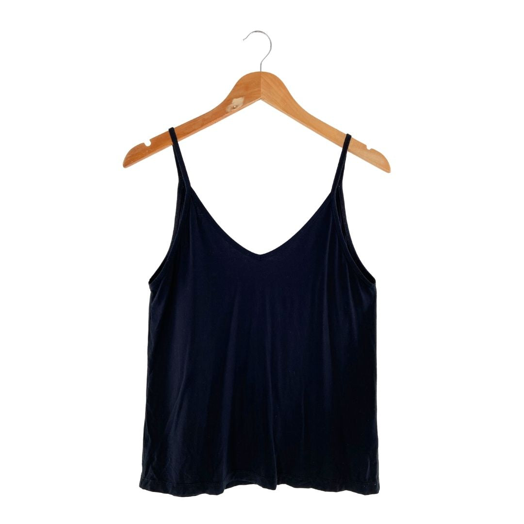 Blusa tiras delgadas cuello