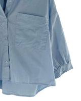 Camisa crop manga corta