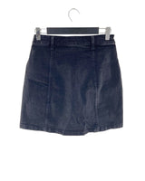 Falda mini stretch abotonada