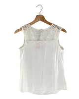 Blusa sleeveless con tejido