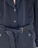 Trench abotonada
