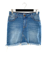 Falda mini en denim rígido