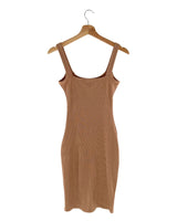 Vestido de tiras anchas