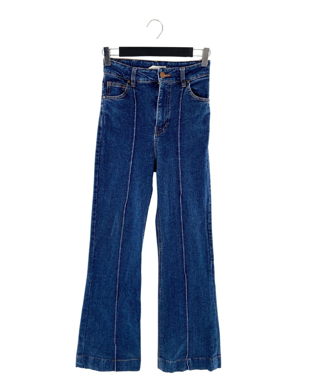 Jean flared costuras