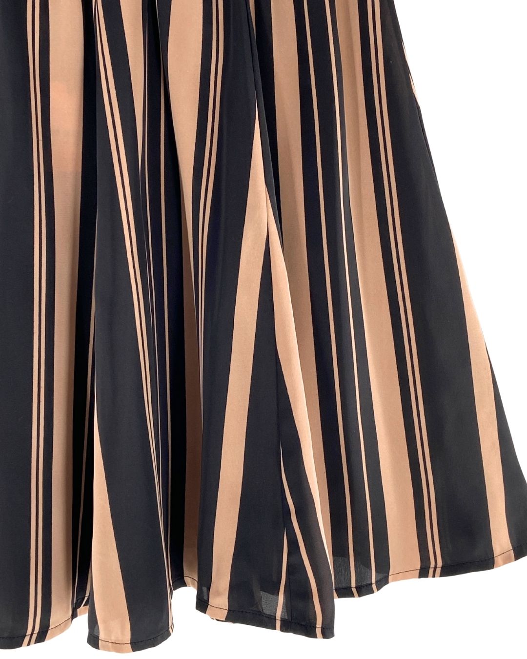 Falda mini amplia traslúcida