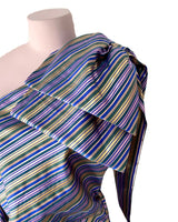 Blusa one shoulder maxi lazo