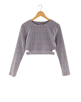 Blusa crop con cut out