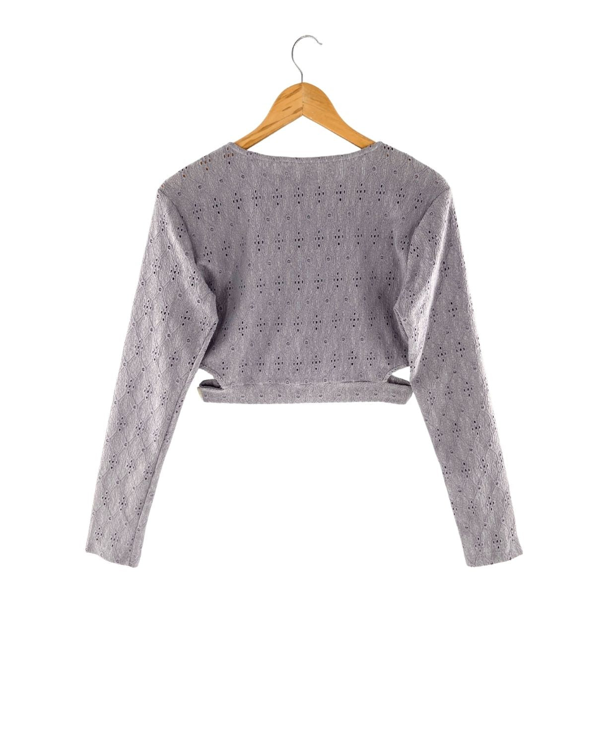 Blusa crop con cut out