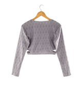 Blusa crop con cut out