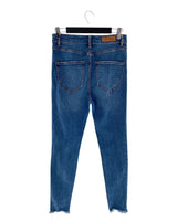 Skinny jean stretch