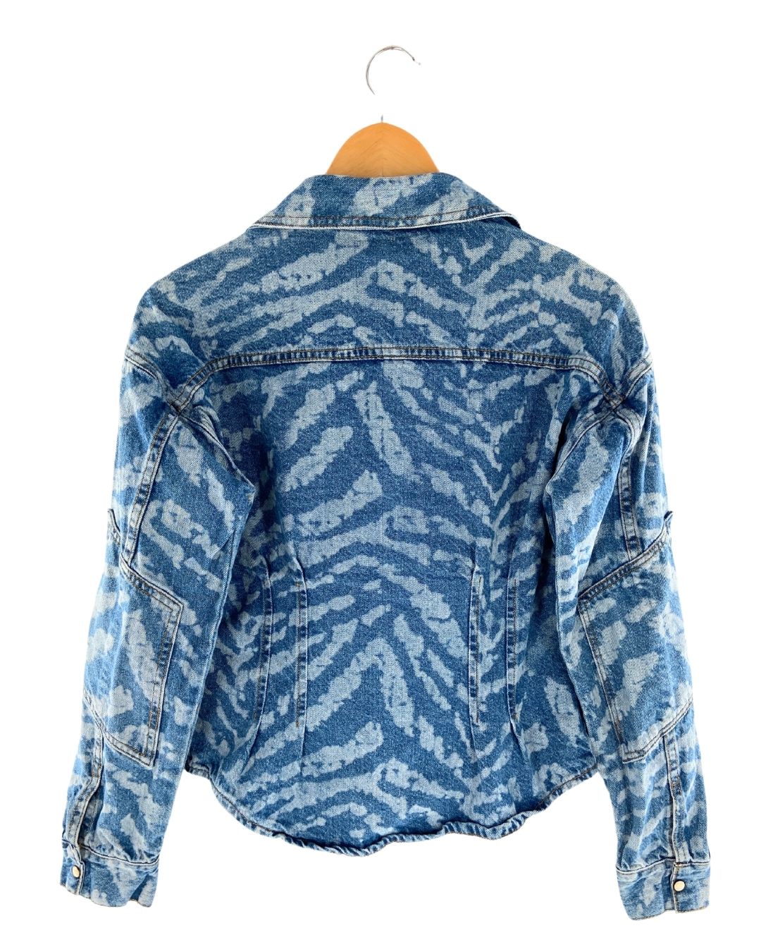 Chaqueta en denim cebra