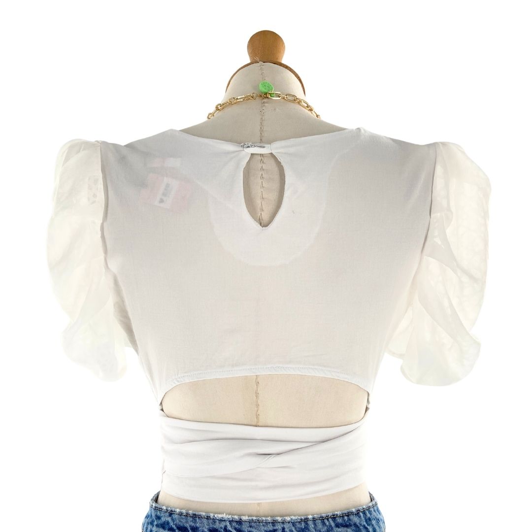 Blusa crop mangas translúcidas