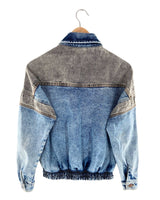Chaqueta en denim rigído