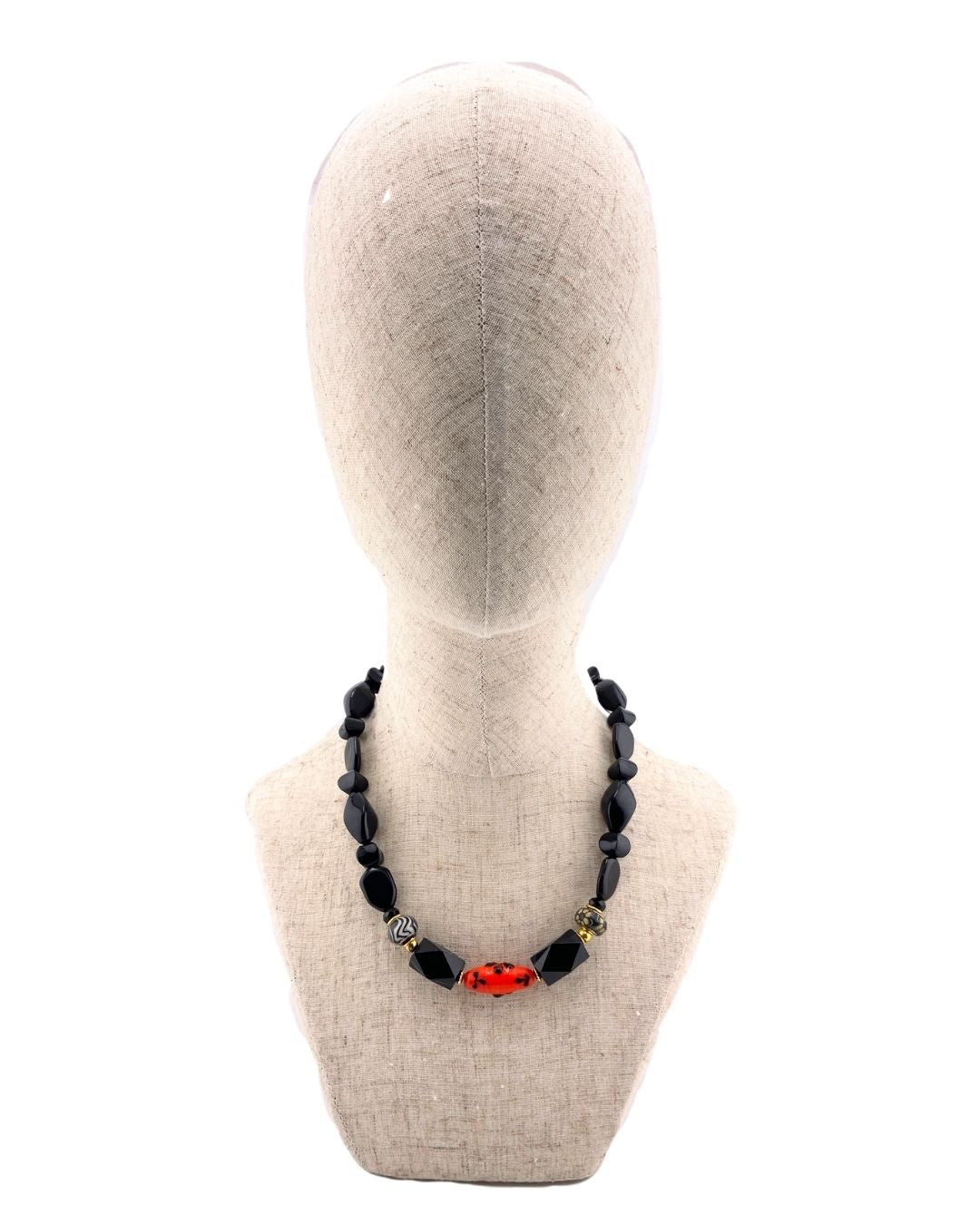 Collar brillante