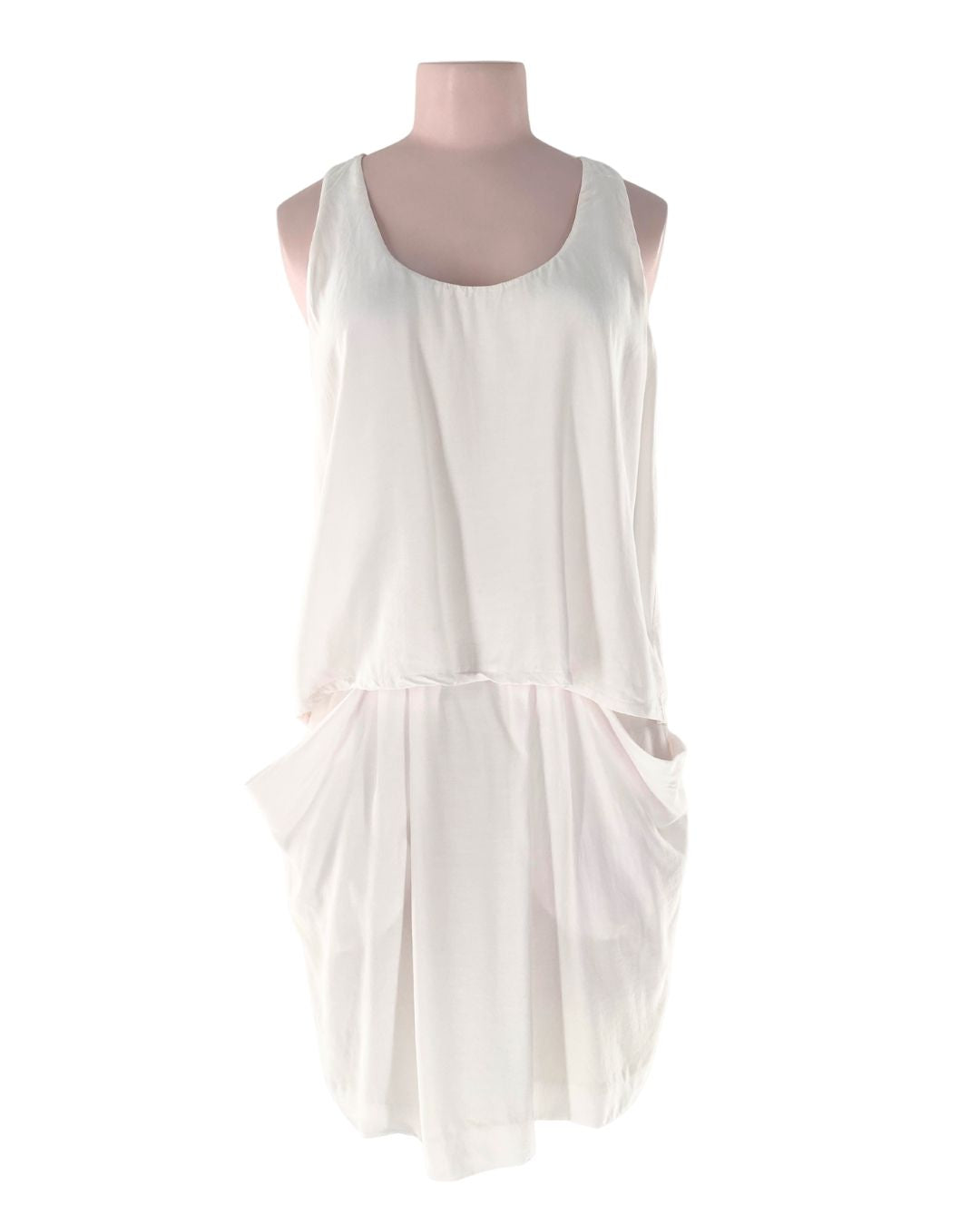 Vestido mini en capas