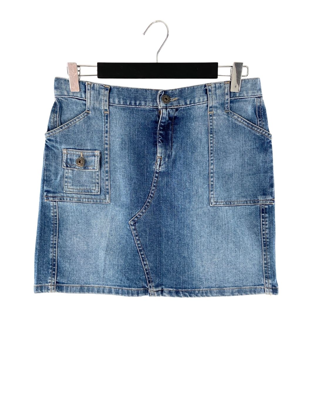Falda mini en denim