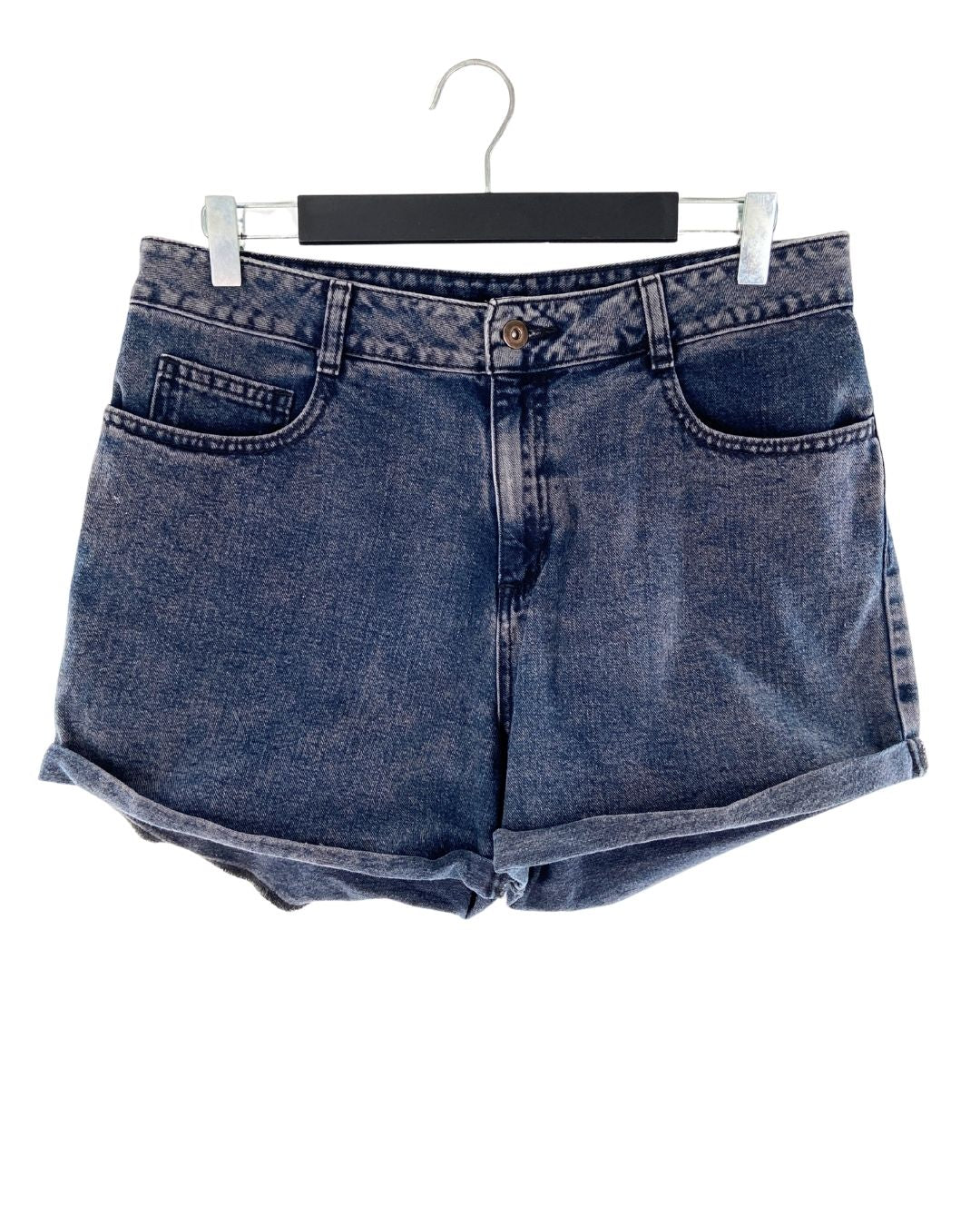 Short mini en denim rigido