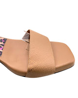 Sandalias con textura