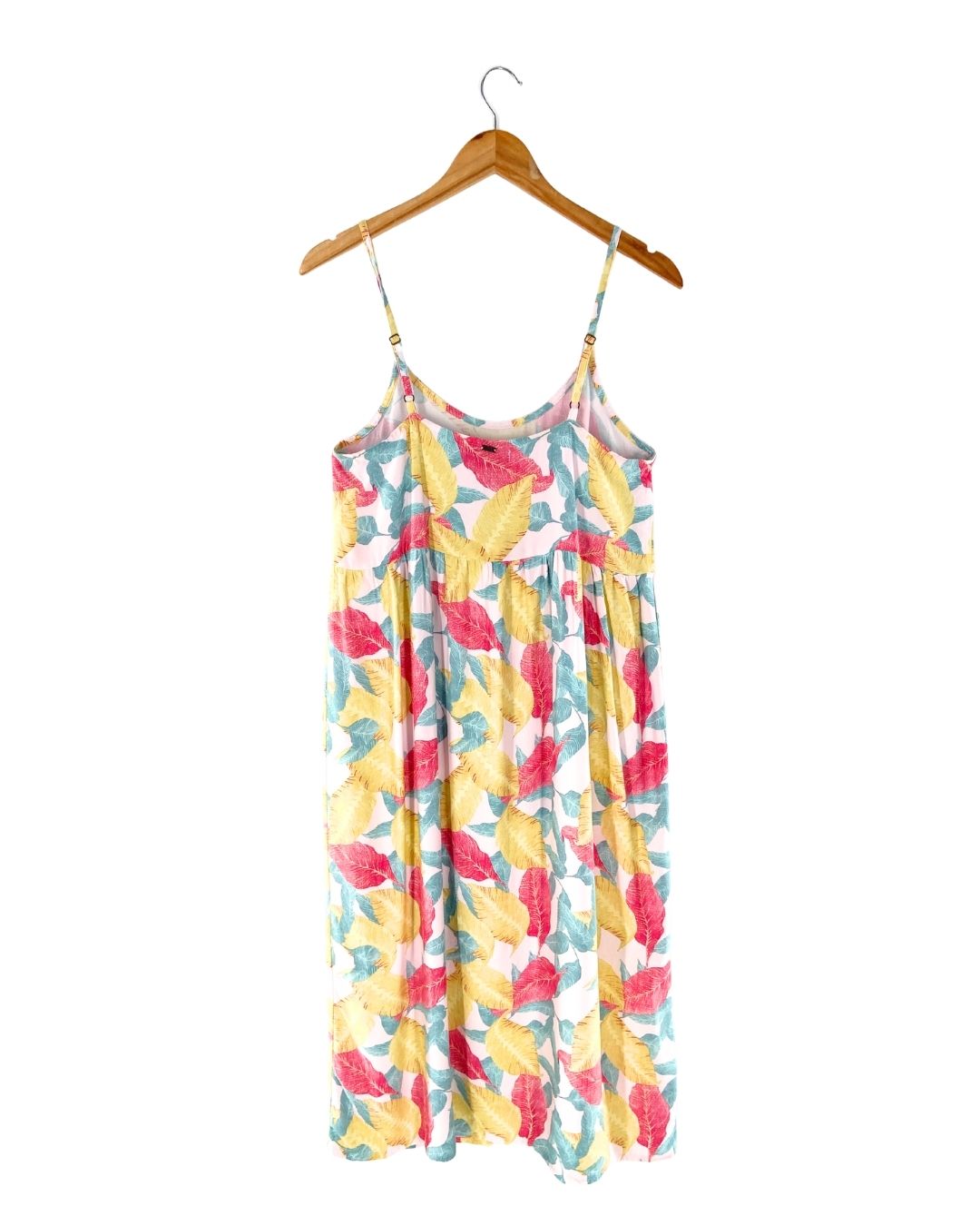 Vestido amplio de tiras