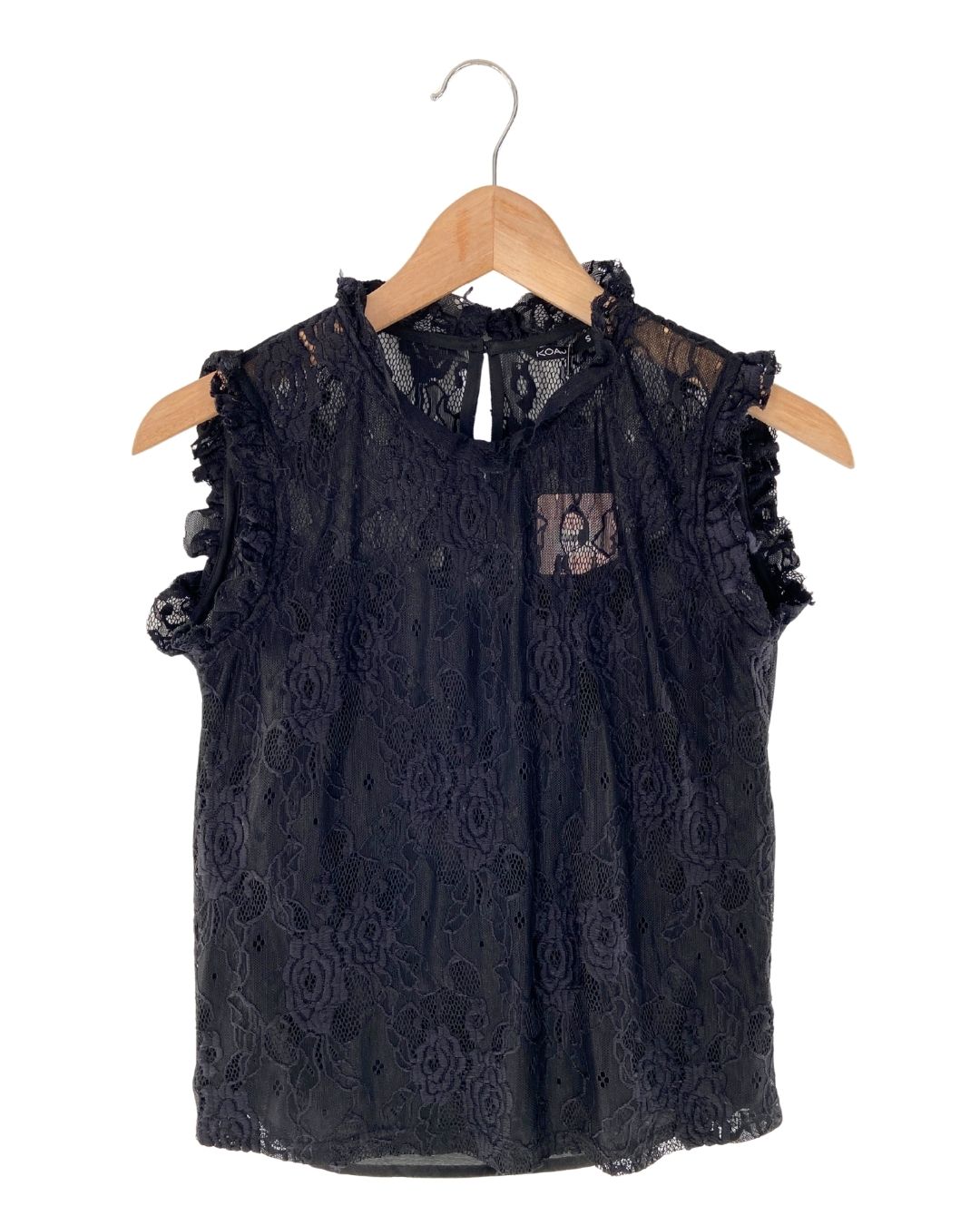 Blusa sleeveless en blonda