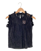 Blusa sleeveless en blonda