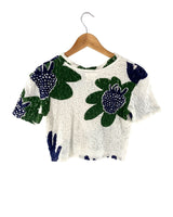 Blusa con textura print manos
