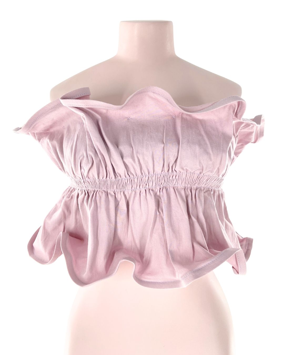 Crop top strapless con vuelo