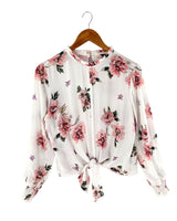 Blusa  print flores anudada